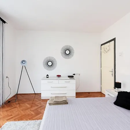 Katia Apartment *